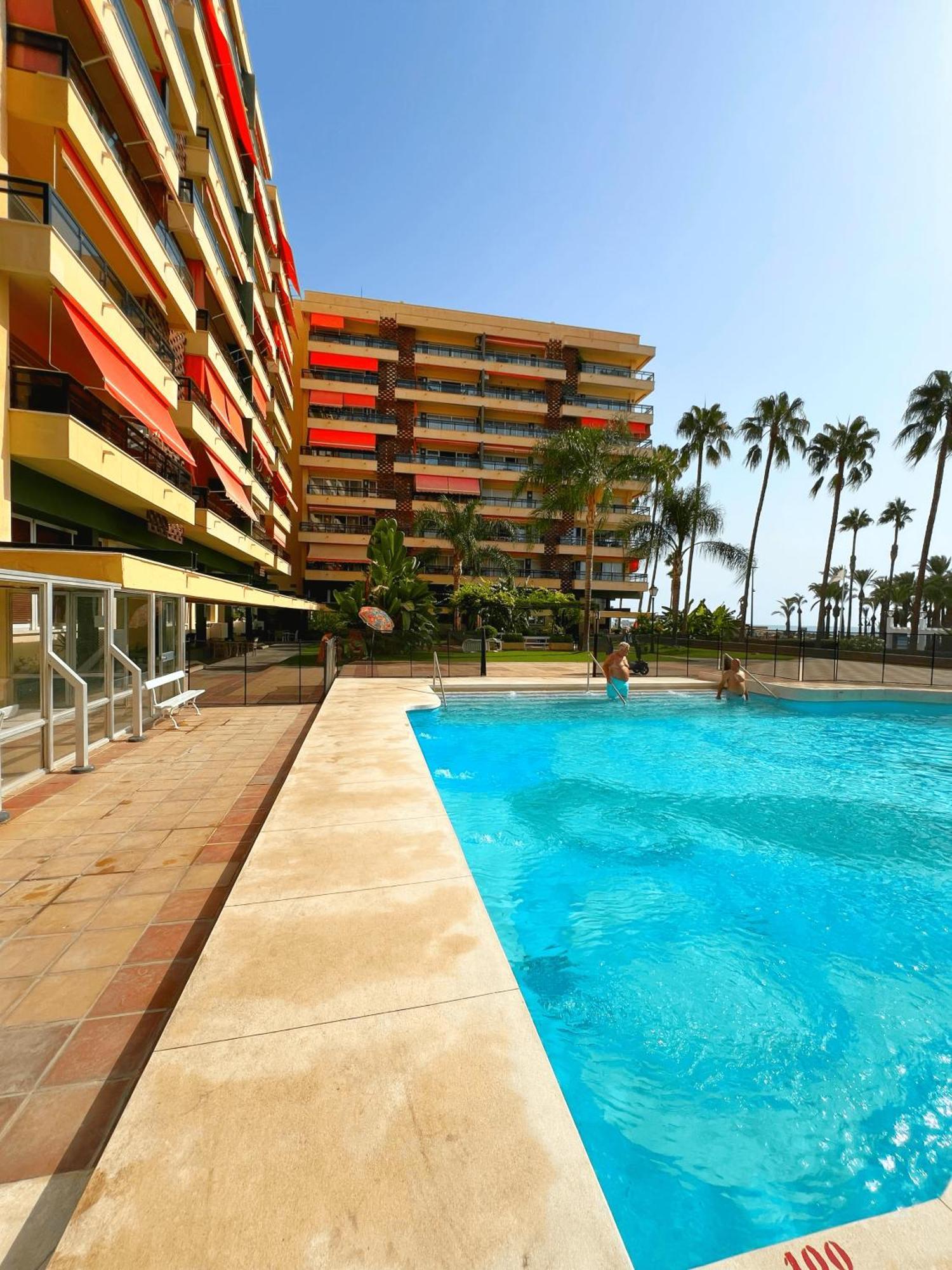 Remo 2 By Residea Torremolinos